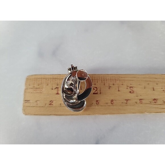 Silver Tone Metal Screwback Earrings Vintage - Picture 10 of 10